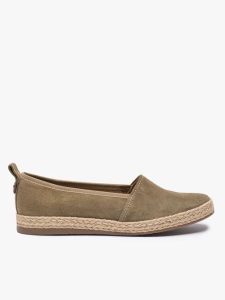 Oliwkowe espadryle ze skóry welurowej. Zielone espadryle Ryłko, bez wzorów, z gumy, bez obcasa, na płaskiej podeszwie. Za 379,99 zł.