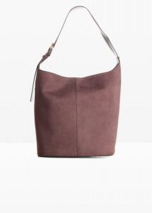 Torebka worek z ozdobnymi sprzączkami. Brązowe shopper bag bonprix, bez wzorów, bez dodatków. Za 117,99 zł.