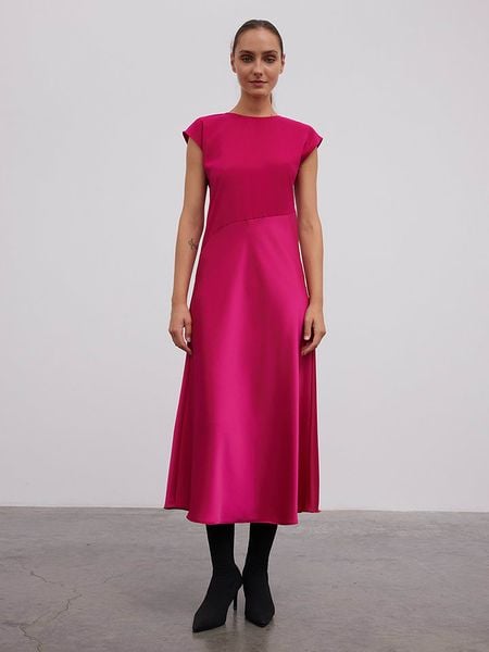 BGN Sukienka w kolorze różowym rozmiar: 34. Różowe sukienki BGN, na co dzień, bez wzorów, bez kołnierzyka, bez ramiączek, maxi, proste. Za 135,17 zł.