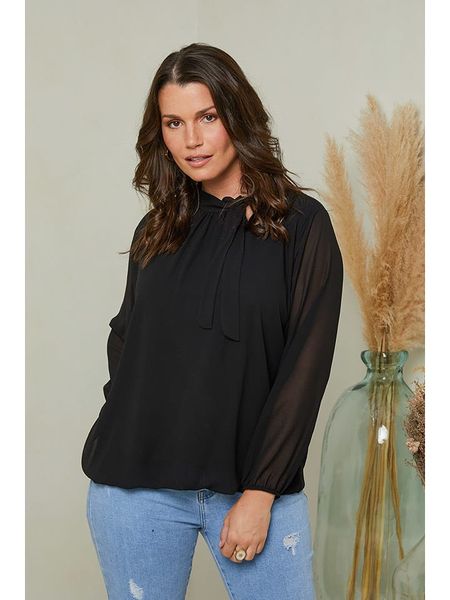 Curvy Lady Bluzka w kolorze czarnym rozmiar: 44/46. Czarne bluzki Curvy Lady, bez wzorów, klasyczne, bez kołnierzyka, bez ramiączek. Za 61,46 zł.