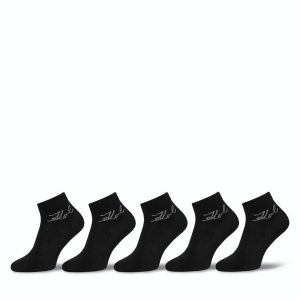 Skarpety długie KARL LAGERFELD. Czarne skarpetki KARL LAGERFELD, bez wzorów. Za 199,99 zł.