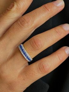 OR Carats Złoty pierścionek z diamentami i kamieniami szlachetnymi rozmiar: 56. Szare pierścionki OR Carats, z diamentem, złote. Za 2 283,99 zł.