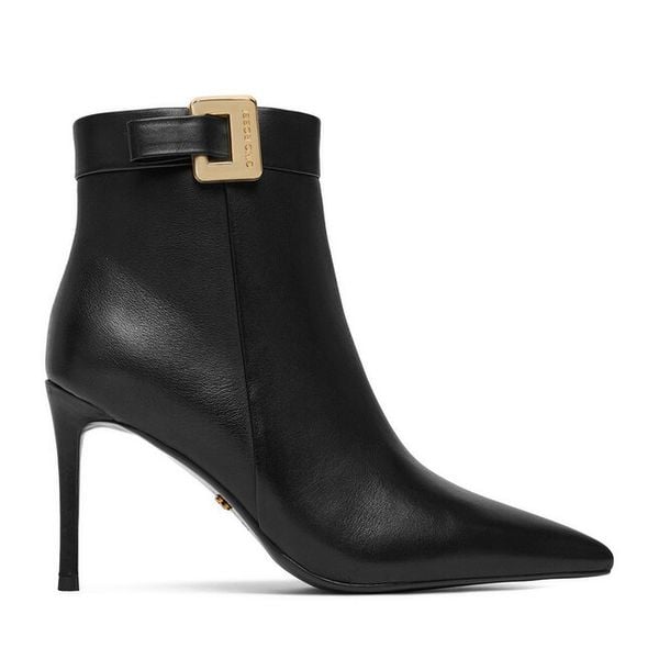 Botki GINO ROSSI. Czarne botki Gino Rossi, bez wzorów, bez obcasa, na szpilce, bez zapięcia. Za 279,99 zł.