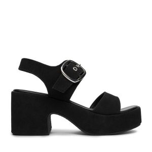 Sandały DeeZee. Czarne sandały DeeZee, bez wzorów, bez obcasa, na słupku, bez zapięcia. Za 149,99 zł.