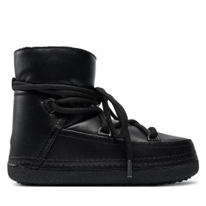 Śniegowce Inuikii. Czarne buty zimowe Inuikii, bez obcasa, bez zapięcia. Za 999,99 zł.