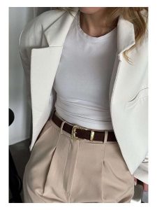 Lucky Bees Pasek w kolorze ciemnobrązowym - dł. 100 cm rozmiar: onesize. Brązowe paski Lucky Bees, bez wzorów, z materiału. Za 78,66 zł.