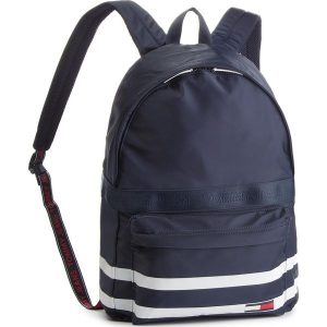 Plecak TOMMY JEANS - Tj Varsity Classic B AU0AU00253 496. Plecaki marki Tommy Jeans. W wyprzedaży za 259,00 zł.