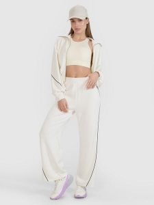 4F Spodnie dresowe z modalem damskie 4F x Anna Lewandowska - białe M. Białe spodnie dresowe 4f, l, bez wzorów, z dresówki. Za 149,99 zł.