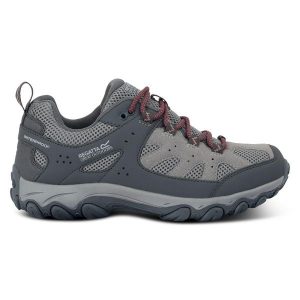 Buty damskie trekkingowe niskie z membraną Edgepoint IV. Szare buty trekkingowe Regatta, z syntetyku, bez zapięcia. W wyprzedaży za 199,99 zł.