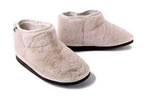 MANITU 340077-08 beige, kapcie damskie. Brązowe kapcie Manitu, bez wzorów. Za 219,90 zł.