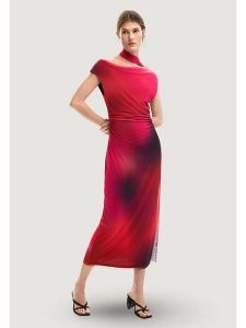 Desigual Sukienka koktajlowa Maine 26SWVK19 Czerwony Slim Fit. Czerwone sukienki Desigual, m, bez wzorów, z syntetyku, wizytowe, bez kołnierzyka, bez ramiączek. Za 509,99 zł.