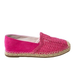 Różowe espadryle ażurowe na platformie. Czerwone espadryle w ażurowe wzory, z tkaniny, bez obcasa, na platformie. Za 92,85 zł.