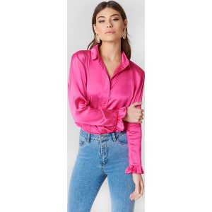 NA-KD Satynowa koszula - Pink. Koszule marki NA-KD. W wyprzedaży za 73,17 zł.
