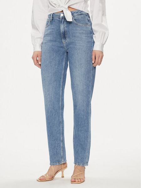 Guess Jeansy W4RA21 D5912 Niebieski Regular Fit. Niebieskie jeansy Guess, z aplikacjami, z bawełny. Za 259,99 zł.