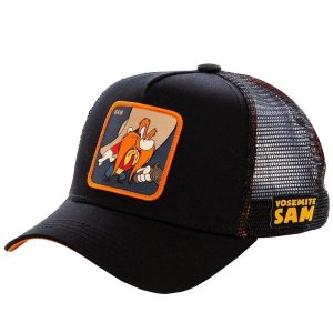 Czapka z daszkiem Capslab Looney Tunes Yosemite Sam Trucker CL/LOO/1/SAM1. Czarne czapki CapsLab, bez wzorów. Za 124,00 zł.