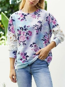 Milan Kiss Bluza w kolorze błękitno-fioletowym rozmiar: M. Niebieskie bluzy Milan Kiss, m, bez wzorów, z koronki, bez kaptura. Za 122,96 zł.