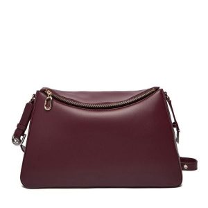 Torebka TOUS. Czerwone torebki klasyczne Tous, bez wzorów, bez dodatków. Za 649,00 zł.