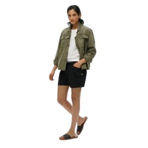 Damskie szorty cargo Superdry. Czarne szorty Superdry, bez wzorów. Za 271,55 zł.