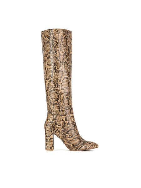 MEXX Kozaki MI001805743W Beżowy. Brązowe kozaki Mexx, bez wzorów, z materiału, bez obcasa, na słupku, bez zapięcia. Za 449,99 zł.