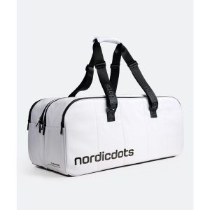 Torba sportowa do tenisa Duffel Bag 10 biała. Białe torby podróżne i sportowe NORDICDOTS, bez wzorów. W wyprzedaży za 80,50 zł.
