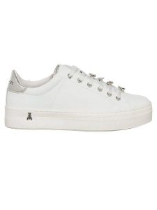 Patrizia Pepe Skórzane sneakersy w kolorze białym rozmiar: 38. Białe trampki Patrizia Pepe, z aplikacjami, bez zapięcia. Za 355,78 zł.