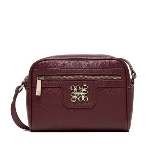 Torebka Nine West. Czerwone listonoszki Nine West, bez wzorów, bez dodatków. Za 149,99 zł.