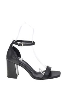 Lizza Shoes Skórzane sandały w kolorze czarnym rozmiar: 40. Czarne sandały Lizza Shoes, bez wzorów, ze skóry, z otwartym noskiem, bez obcasa, na koturnie, bez zapięcia. Za 151,74 zł.