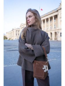 Maison héritage PARIS Skórzana torebka "Mini Leyla" w kolorze brązowym - 12 x 20 x 11 cm rozmiar: onesize. Brązowe torebki klasyczne Maison héritage PARIS, bez wzorów, z materiału, przez ramię, bez dodatków. Za 260,99 zł.