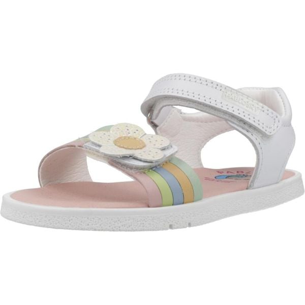 Sandały PABLOSKY 073100P Biały. Białe buty trekkingowe PABLOSKY, bez wzorów, ze skóry, bez obcasa, bez zapięcia. Za 259,99 zł.