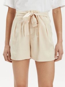 Vero Moda Szorty materiałowe Mia 10209543 Beżowy Slim Fit. Brązowe szorty Vero Moda, bez wzorów, z lyocellu. Za 99,99 zł.