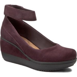Półbuty CLARKS - Wynnmere Fox 261284224 Aubergine. Czółenka marki Clarks. W wyprzedaży za 279,00 zł.