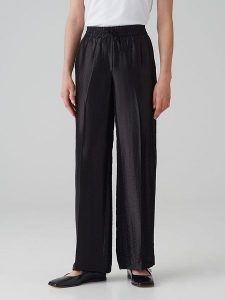 OPUS Spodnie w kolorze czarnym rozmiar: 38. Czarne spodnie z wysokim stanem Opus, bez wzorów, z materiału, z podwyższonym stanem. Za 130,99 zł.