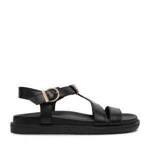 Sandały Beverly Hills Polo Club. Czarne sandały Beverly Hills Polo Club, bez wzorów, bez obcasa, na płaskiej podeszwie, bez zapięcia. Za 279,99 zł.