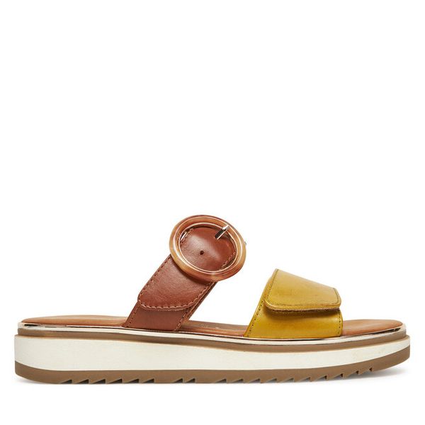 Klapki Marco Tozzi. Zielone klapki Marco Tozzi, bez wzorów, bez obcasa. Za 299,99 zł.