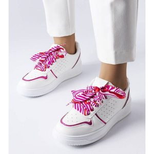 Białe sneakersy wiązane wstążką Pryor. Białe trampki bez wzorów, z jeansu, bez zapięcia. Za 87,37 zł.