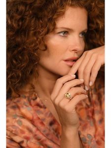 Maison héritage PARIS Złoty pierścionek "Divine" z diamentami rozmiar: 54. Pomarańczowe pierścionki Maison héritage PARIS, z cytrynem, złote. Za 2 338,95 zł.