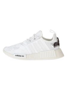 Adidas Sneakersy "NMD R1" w kolorze białym rozmiar: 41 1/3. Białe trampki ADIDAS, bez wzorów, bez zapięcia. Za 184,46 zł.