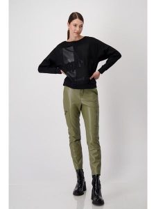 Monari Bluza w kolorze czarnym rozmiar: 38. Czarne bluzy monari, bez wzorów, bez kaptura. Za 176,08 zł.