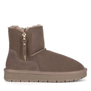 Śniegowce Lasocki. Brązowe buty zimowe Lasocki, bez obcasa, bez zapięcia. Za 189,99 zł.