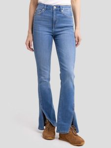Jeansy damskie bootcut z rozcięciami niebieskie Blake 402. Niebieskie jeansy Big Star, bez wzorów, z denimu, z podwyższonym stanem. W wyprzedaży za 99,99 zł.
