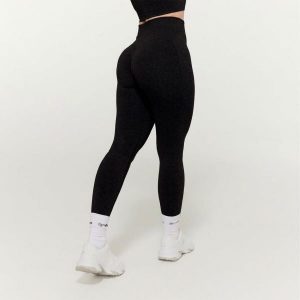 Legginsy damskie fitness bezszwowe FLO. Szare legginsy GYMBEAM, bez wzorów, z elastanu. Za 106,90 zł.