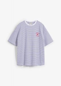 T-shirt w paski, z haftem. Czerwone t-shirty bonprix, bez wzorów, bez kołnierzyka, bez ramiączek. Za 59,99 zł.
