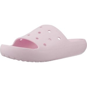 Klapki Crocs Model Classic Slide V2 Kolor Rose. Czerwone klapki Crocs, bez wzorów, bez obcasa. W wyprzedaży za 109,00 zł.