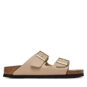 Klapki Birkenstock. Brązowe klapki Birkenstock, bez wzorów, bez obcasa. Za 429,99 zł.