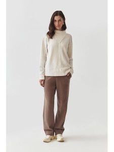 TATUUM Sweter w kolorze kremowym rozmiar: XL. Brązowe swetry oversize Tatuum, xl, bez wzorów, ze splotem, bez ramiączek. Za 169,35 zł.