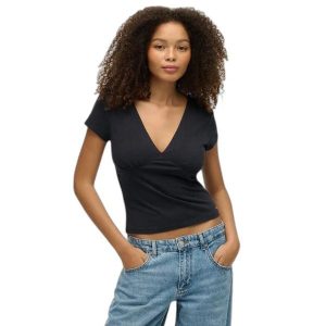 T-shirt koronkowy z rękawami dla kobiet Superdry. Niebieskie t-shirty Superdry, bez wzorów, z koronki, bez kołnierzyka, bez ramiączek. Za 131,20 zł.