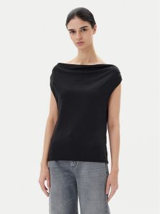 JDY Bluzka Ester 15351679 Czarny Regular Fit. Czarne bluzki JDY, xs, bez wzorów, z wiskozy, bez kołnierzyka, bez ramiączek. Za 59,99 zł.