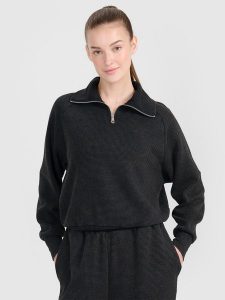 4F Bluza dresowa oversize nierozpinana bez kaptura damska - czarna S. Czarne bluzy 4f, s, bez wzorów, z bawełny, bez kaptura. W wyprzedaży za 99,99 zł.
