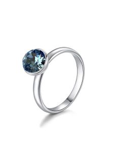 METROPOLITAN Pierścionek z kryształem Swarovski rozmiar: 52. Niebieskie pierścionki METROPOLITAN, z kryształem, z mosiądzu. Za 65,69 zł.