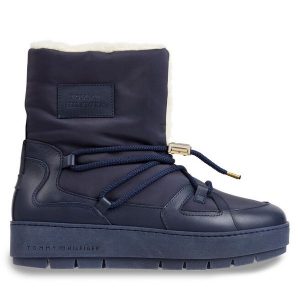 Śniegowce Tommy Hilfiger. Niebieskie buty zimowe TOMMY HILFIGER, bez obcasa, bez zapięcia. Za 369,99 zł.